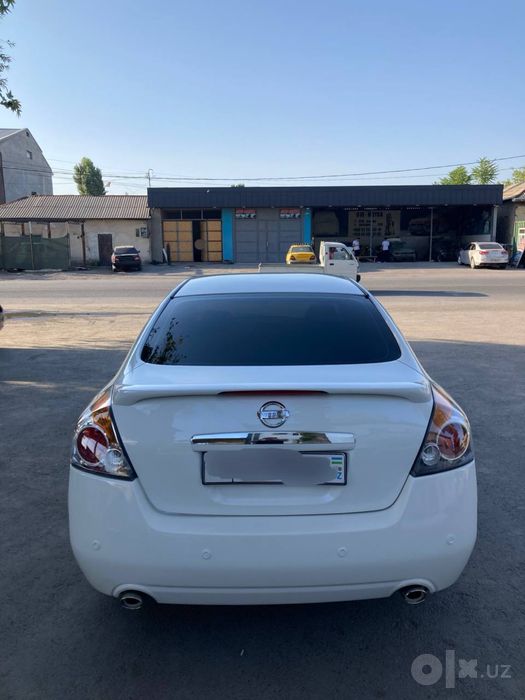 Nissan altima L32 VARIANT YOQ