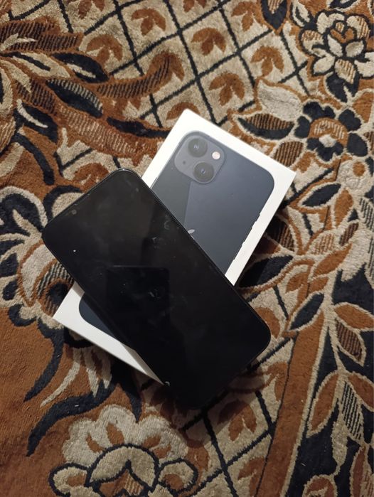 Айфон 13 обсалютно новый