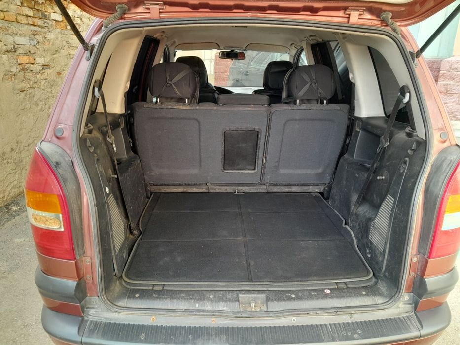 Продаю опель зафира