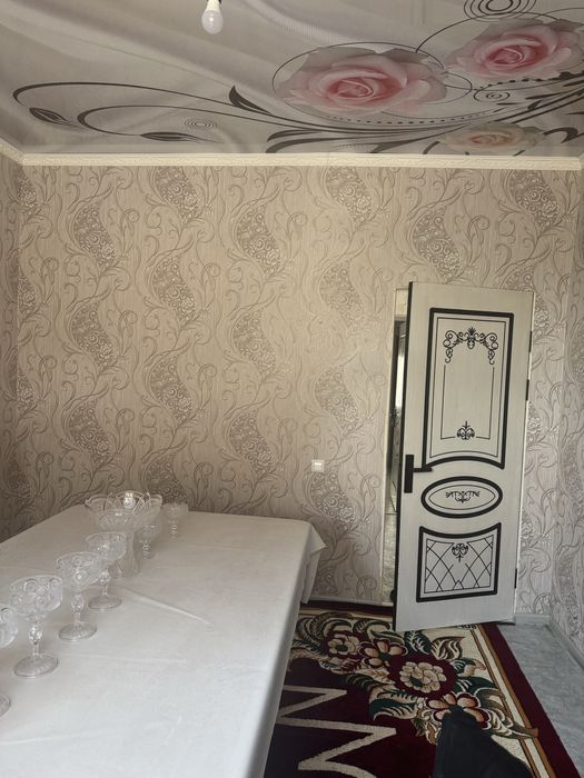 Нурафшон шахрида уй сотилади