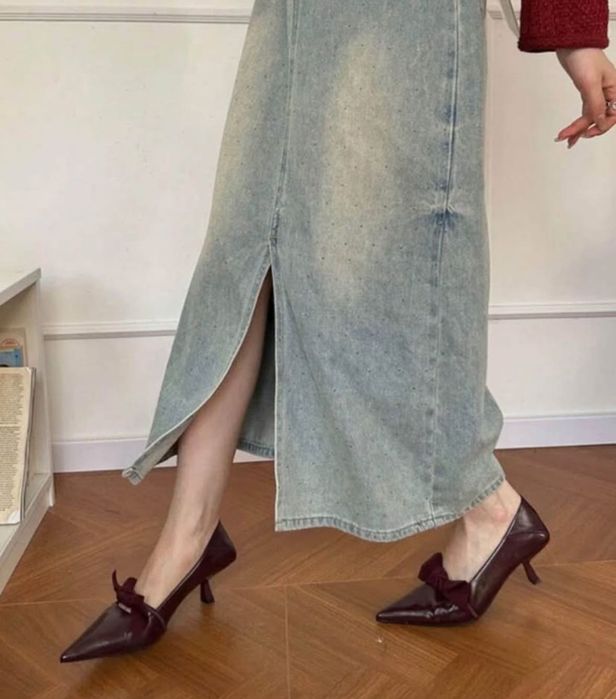 Нови стилни обувки на ток