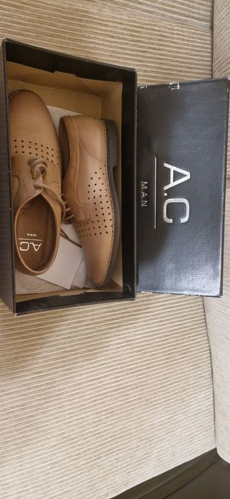 Pantofi noi piele naturala