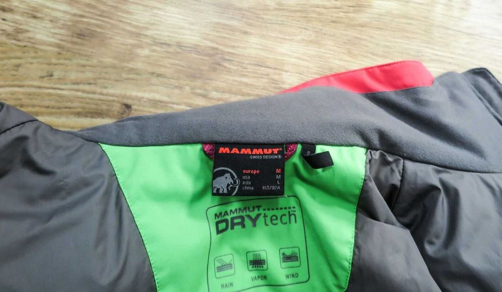 Mammut Dry Tech Оригинално дамско ски / сноуборд яке размер М