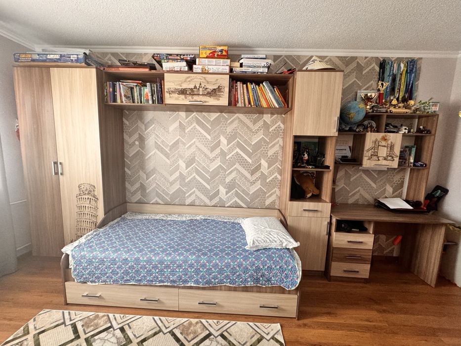 Детский комплект мебели