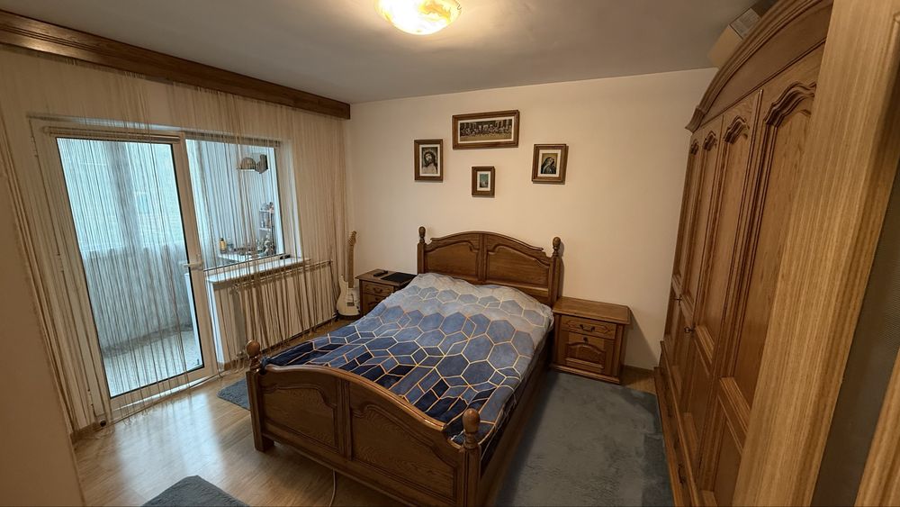 Vând apartament 3 camere, etaj 1 - Cartier Obcini