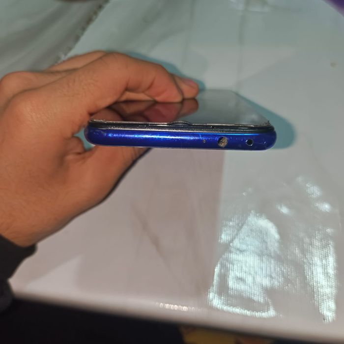 Продам телефон REDMI NOT 7