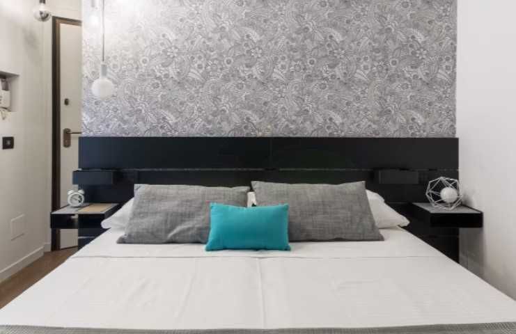 Дава се под наем Едностаен апартамент в Пловдив, Център - 27 кв.м за 147.9 € - Снимка #1