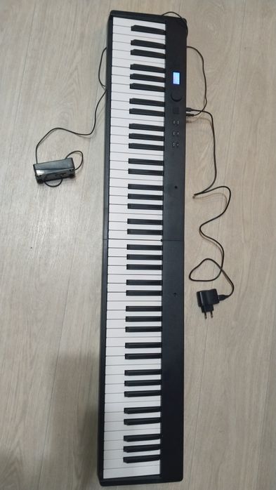 Пианино, 1м 22см,