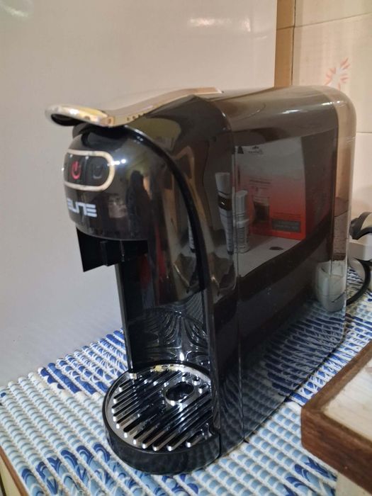 Нова кафемашина Елит