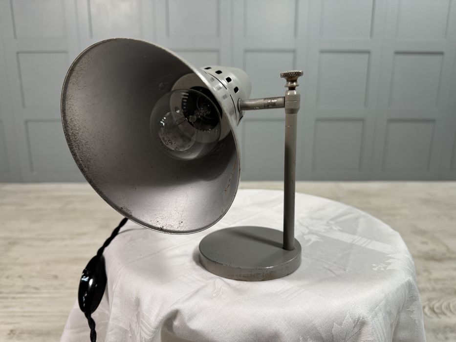 Винтидж настолна лампа Р400