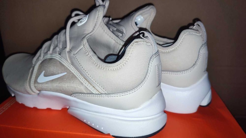 Оригинални мъжки обувки  NIKE AIR PRESTO    EU 42.5