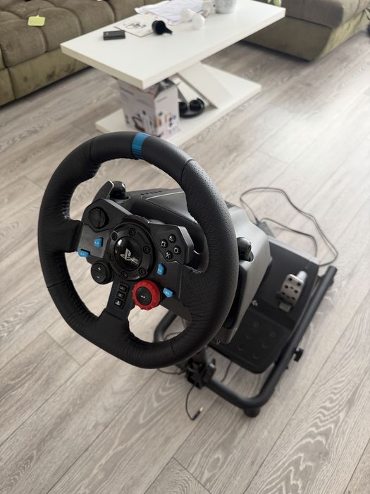 Volan Logitech Driving Force G29+stand!