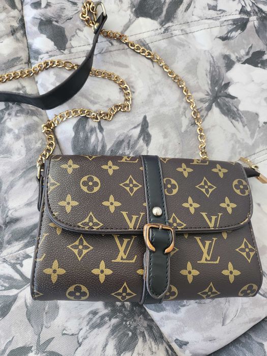 Малка чанта Louis Vuitton