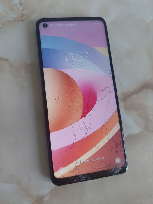 Vând Samsung Galaxy A21s (spart dar perfect funcțional) //poze reale