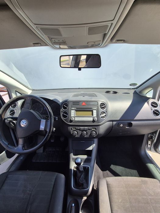 Volkswagen Golf V Plus (pachet Goal)