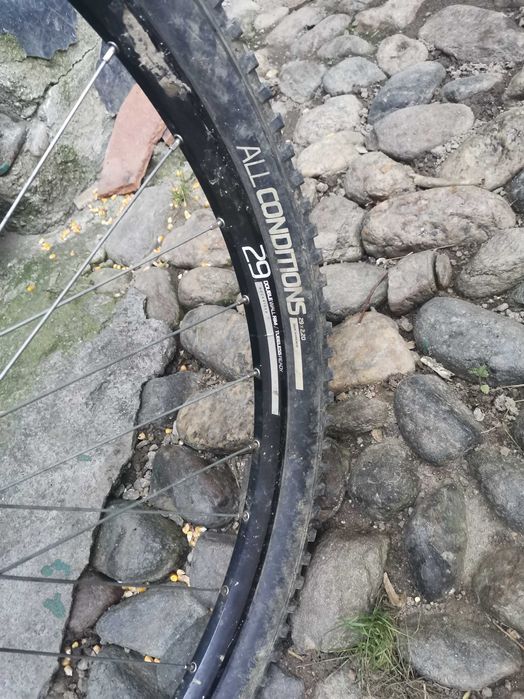 Vând Rockrider st500