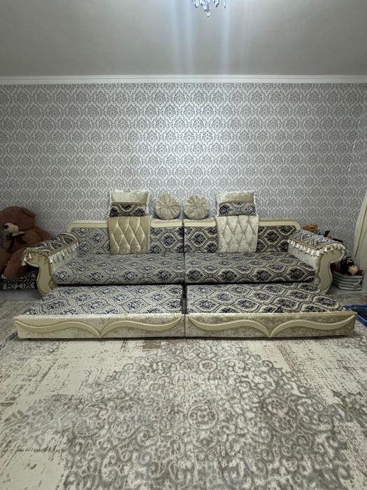 Продам диван в хорошем состоянии