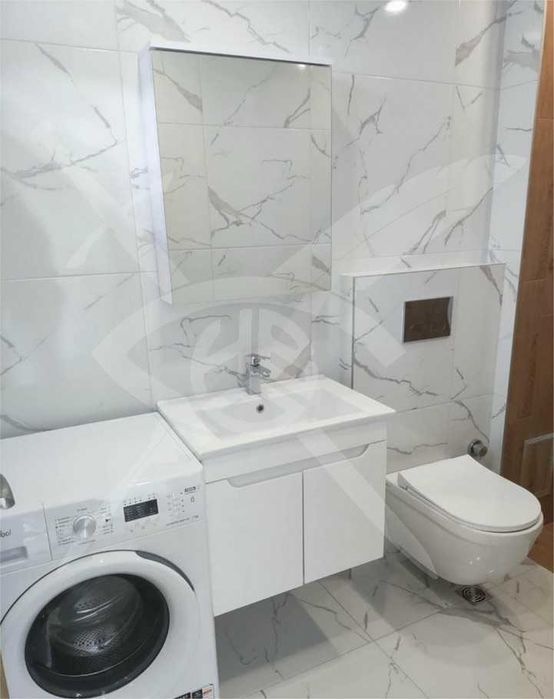 Дава се под наем Четиристаен апартамент в Варна, Център - 120 кв.м за 1000 € - Снимка #7