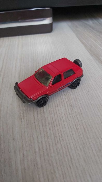 Vând macheta Volswagen Golf Syncro "90 Matchbox