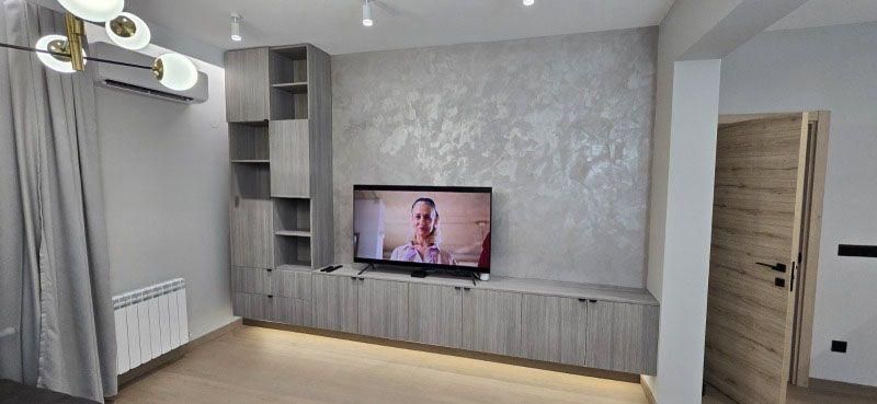 Дава се под наем Двустаен апартамент в София, Център - 60 кв.м за 1095.99 € - Снимка #1