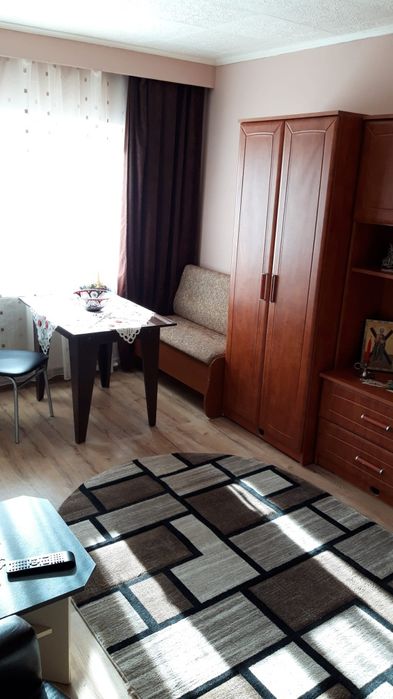 Închiriez apartament cu o cameră mobilat în Turda zona Micro 1