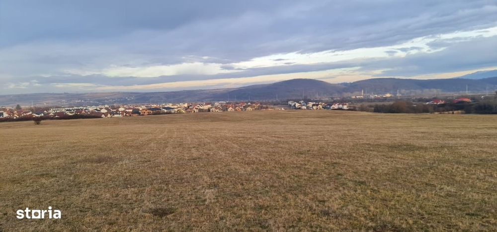 Teren de vânzare: 1500mp cu iesire directa la primul  lac Shopa, Seli