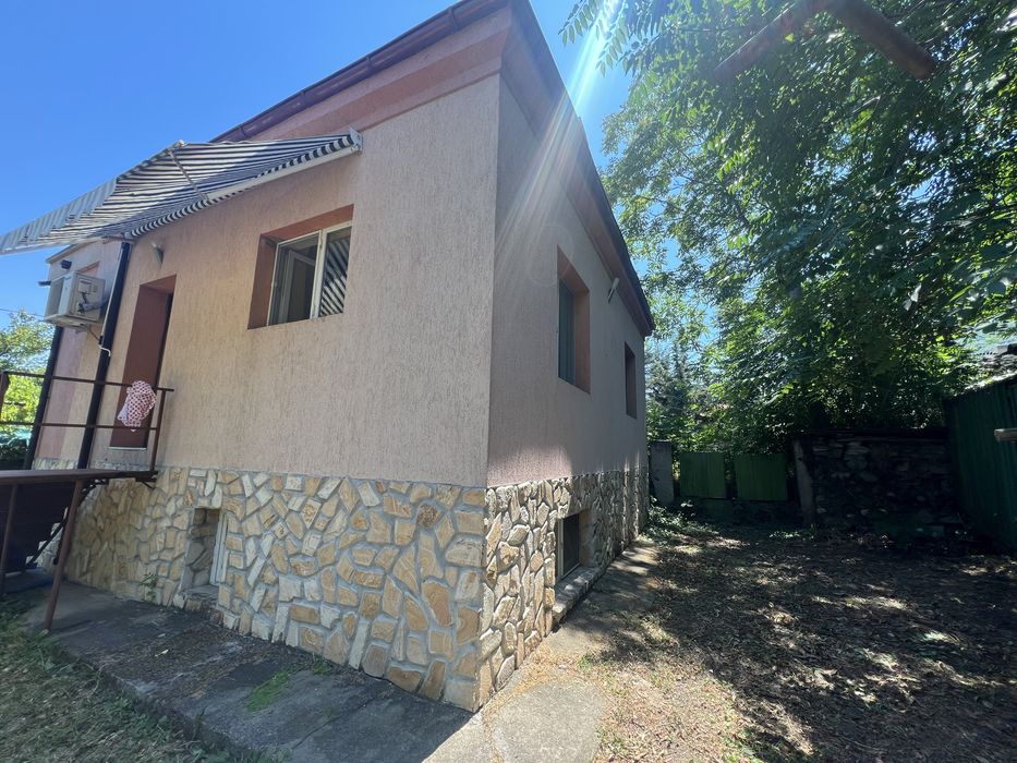 Къща в с.Варвара