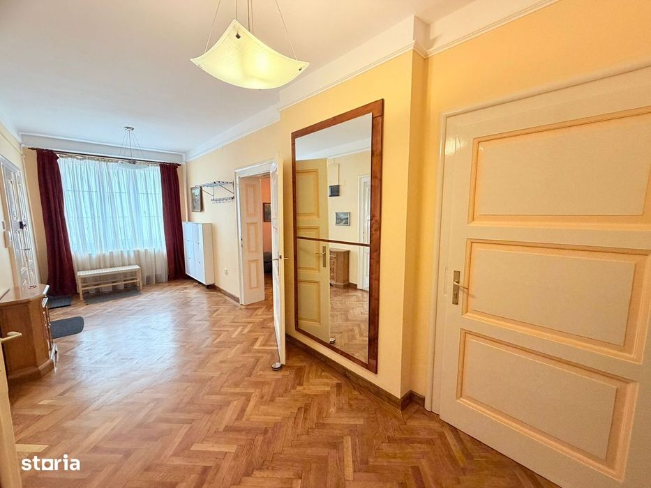 Apartament 3 camere de inchriat-Str. Victor Babes