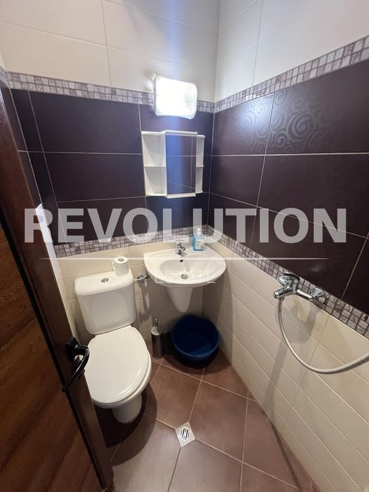 Дава се под наем Двустаен апартамент в Варна, Център - 57 кв.м за 1000 € - Снимка #4