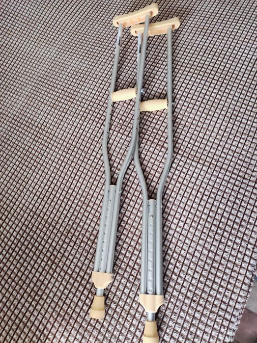 Костыли подмышечные взрослые