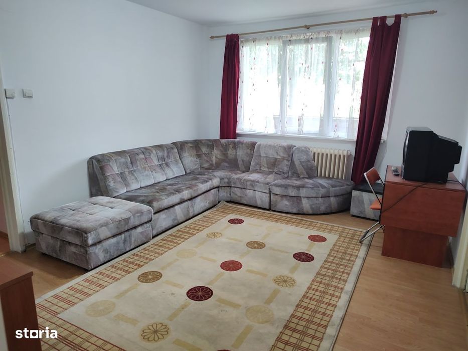 apartament 3 camere- str.Avram Iancu