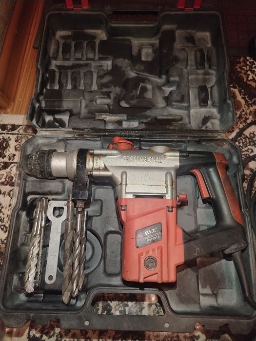 Перфоратор Сотилади