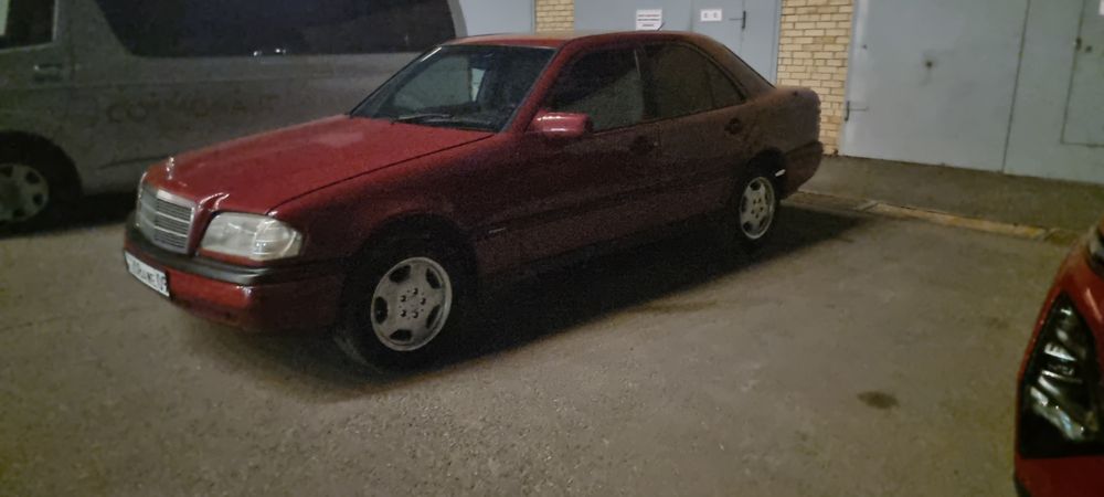 Мерседес с180 w202
