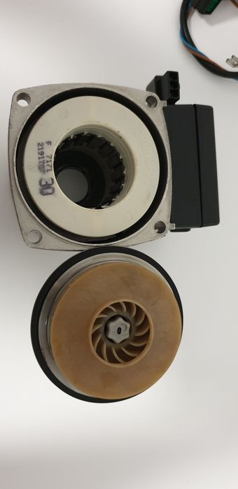 Pompa Recirculare Grundfos UP S 15-50 CE S87 Centrala Romstal Vision