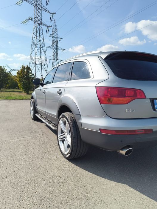 Vand Audi Q7 persoana fizica
