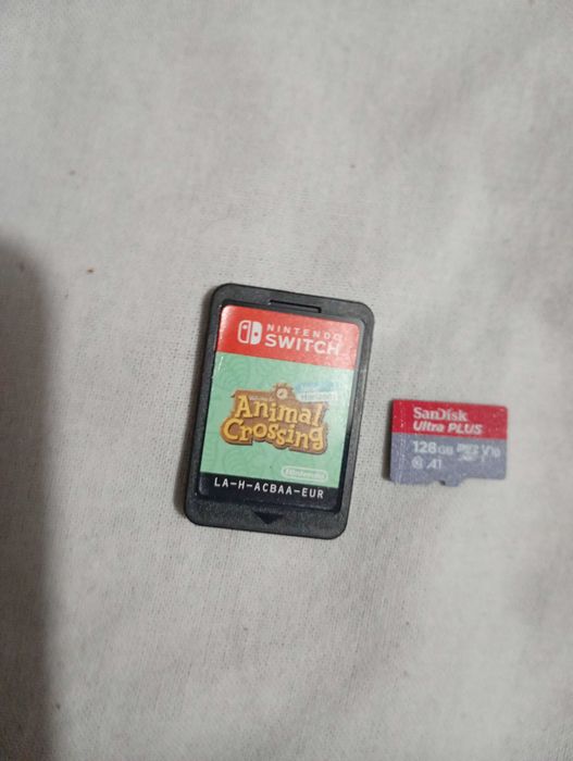Consola Nintendo Switch+Joc+CardSdXC