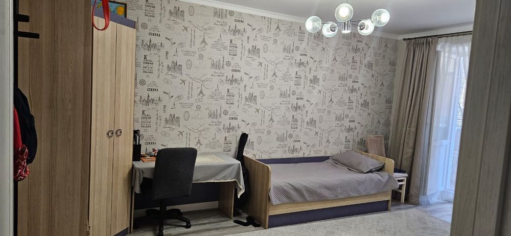 Продам 4 ком.квартиру