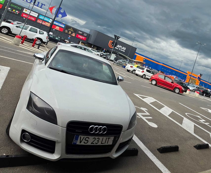 Audi TT  tfsi 2.0