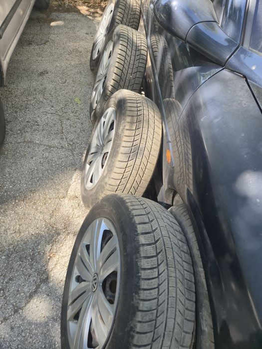 205/60/16 зимни Continental