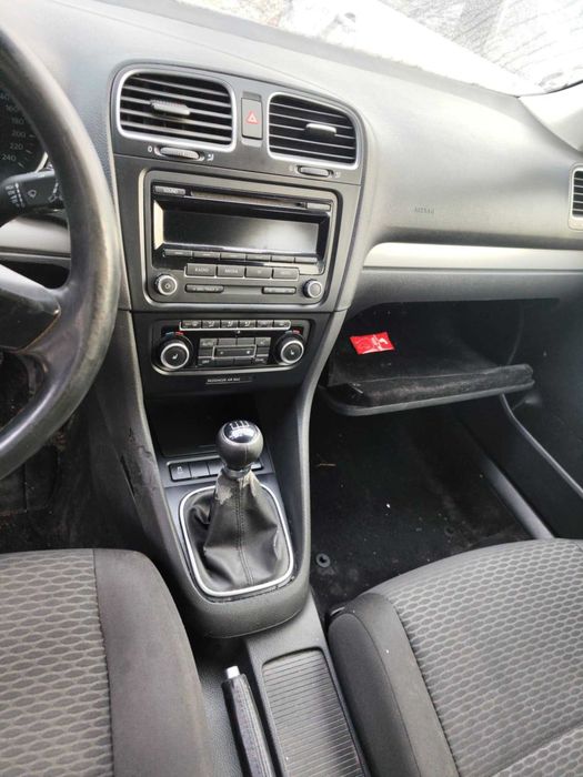 Golf 6 на части 1.6тди 77кв на части голф 6