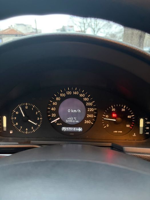 Mercedes-Benz E-Class 2.2 CDI