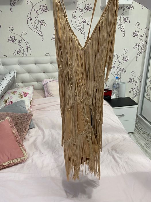 Дрехи различни модели и марки - Pause Jeans, Zara и др.