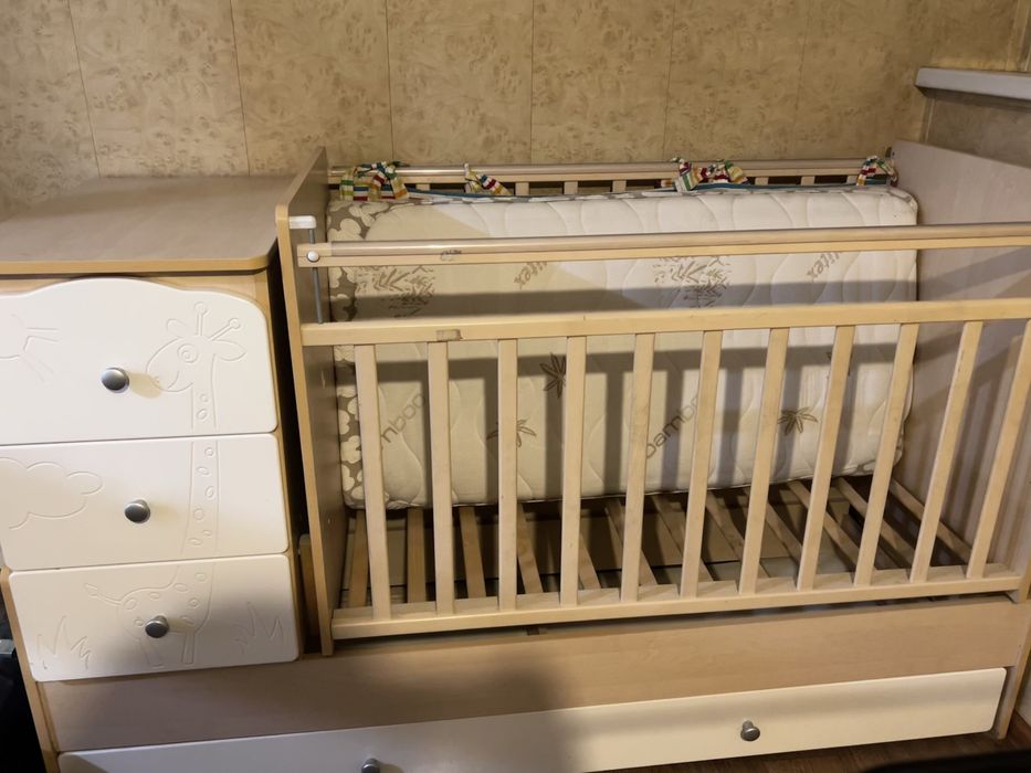 Продам манеж детский