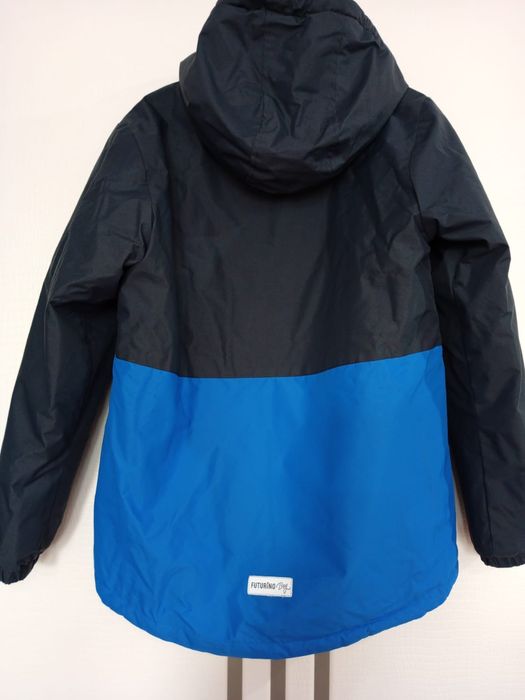 Продам куртку весна- осень