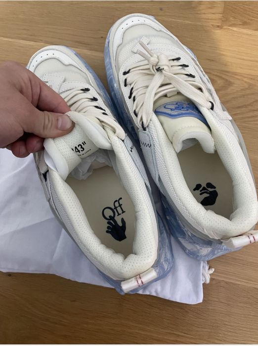 Adidasi off White