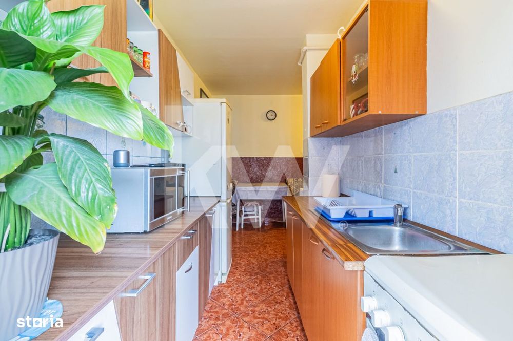 Apartament 3 camere de vanzare -Bartolomeu — fotografia 3