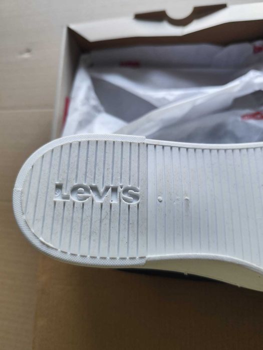 Papuci Levis Tijuana 2 marime 38 Sneakers