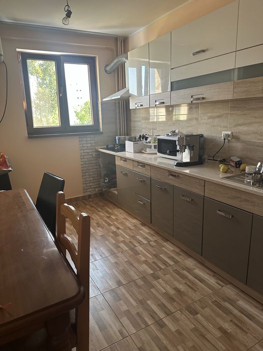 Închiriez apartament cu 2  camere decomandat langa turnul de televiziune
