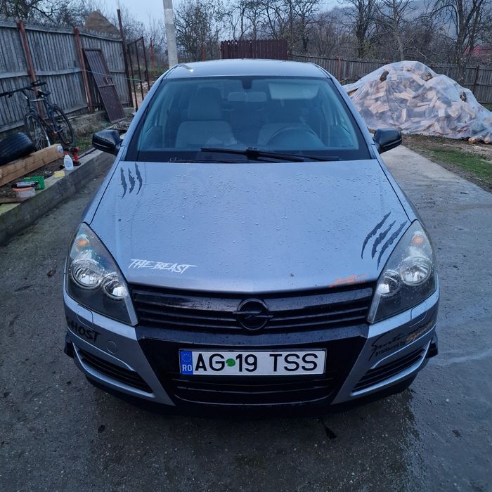 Vând Opel Astra H