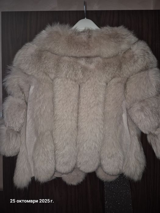 Късо палто от естествен косъм